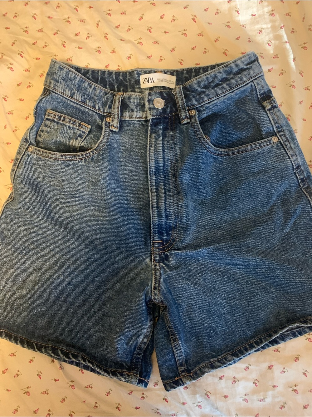 Zara High Rise Dark Wash Blue Jorts